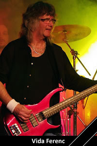 Vida Ferenc: basszusgitár, zenekarvezető (1972–1992, 2000–2005) († 2017)